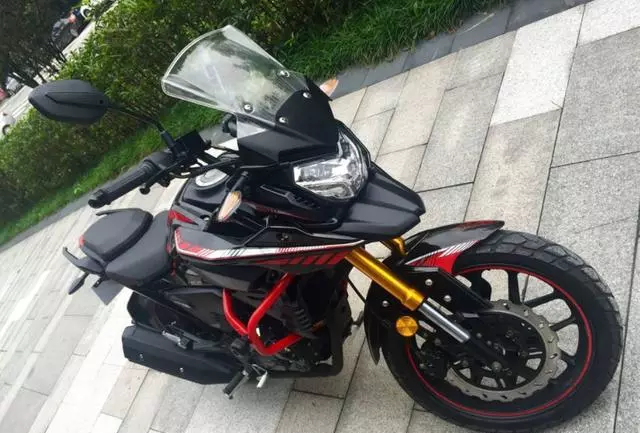身高一米六五,適合開什麼樣的拉力摩托車?老騎手說這兩款就可以