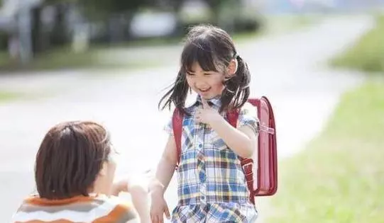 小姑子向我借了五萬買房,三年沒還,聽小外甥說一話,我想離婚了