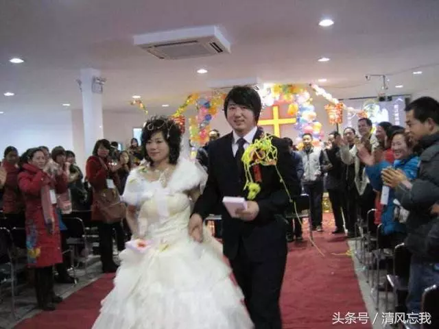 婆婆,我爸給我錢讓我們買房子不是讓你出租的,缺錢我們給你行不