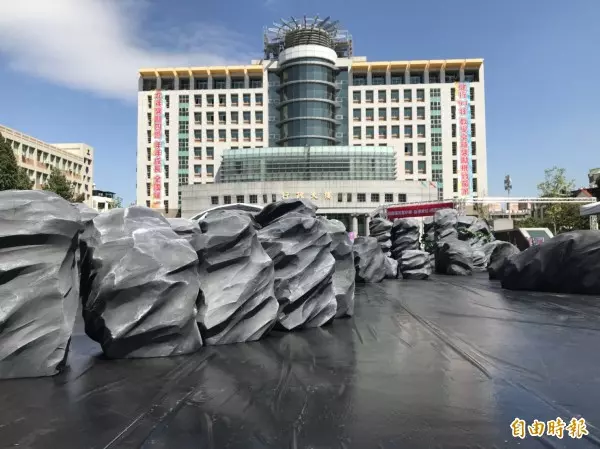 電競嘉年華在桃園! 打造500坪「桃園峽谷」