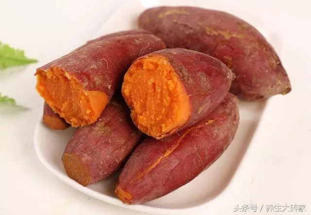 秋養心,遠離「一味」,多吃「二紅」,做好三件事,心會越來越好