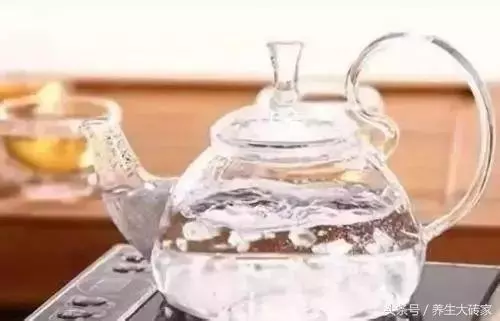 秋養心,遠離「一味」,多吃「二紅」,做好三件事,心會越來越好