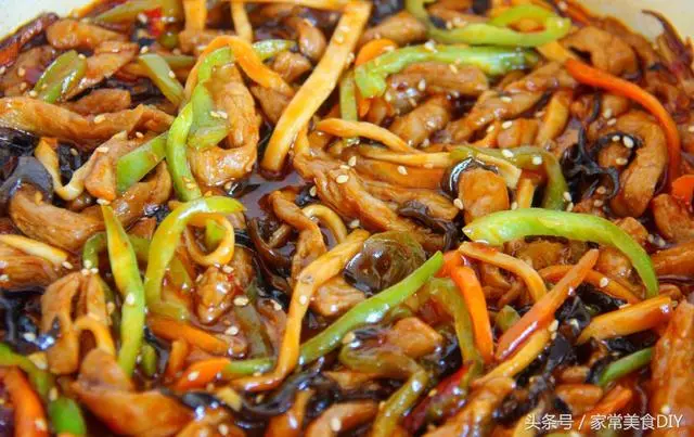 魚香肉絲這樣做實在好吃,肉絲滑嫩,口感層次豐富,超級下飯