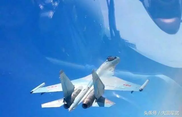 美轟炸機飛向東北方向,大國戰機緊急包圍攔截,威脅程度超越以往
