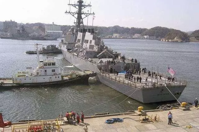 300多艘戰艦7艘航母就想封堵中國?美專家:自己會先被拖垮!