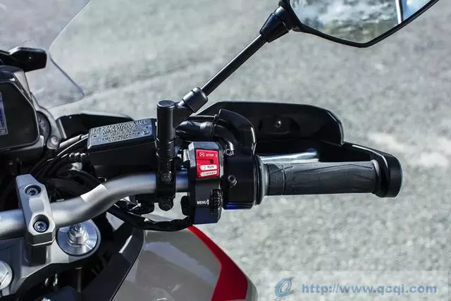Yamaha 2019 MT-09TR Tracer 900/900GT 追蹤者