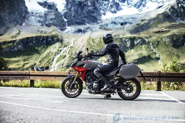 Yamaha 2019 MT-09TR Tracer 900/900GT 追蹤者