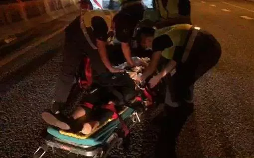 美魔嬤騎重機摔車亡 家屬悲慟簽器捐