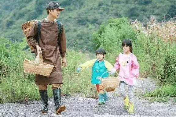 女兒neinei不小心透露吳尊真實家境,嚇的節目組趕忙刪除了字幕!