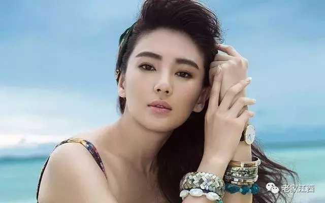 娛樂圈離婚了,卻成了男人中「搶手貨」的6大女星!