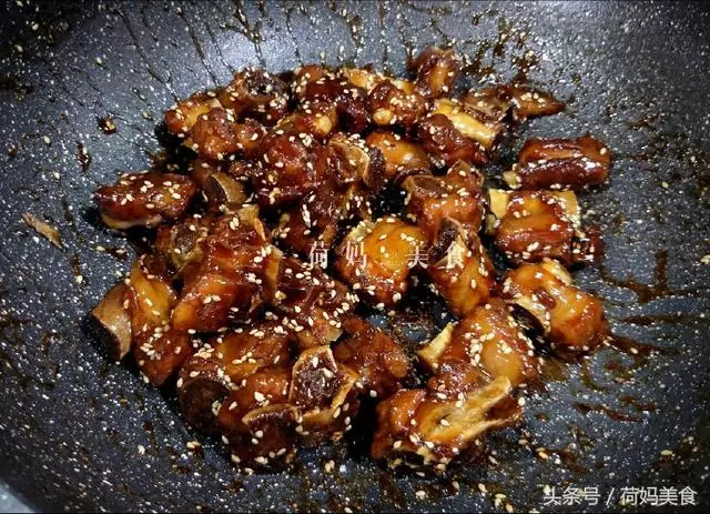 家常糖醋排骨要這麼做酸甜適口,掌握這一配方比列,零基礎也能做