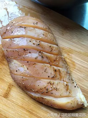 不加一滴油搞定巨好吃的減脂雞胸肉,一個平底鍋