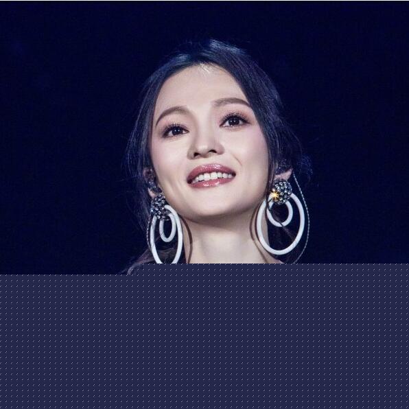 張韶涵自爆：低谷時期朋友都玩「失蹤」，全部都是看她笑話的！