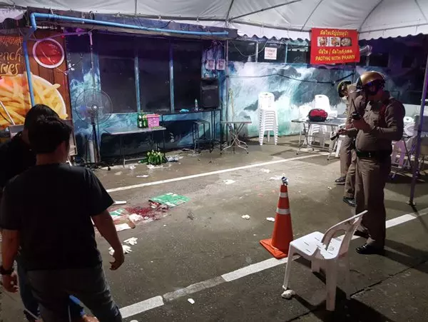 曼谷著名景點 街頭槍戰流彈四射 1遊客死4人傷 !
