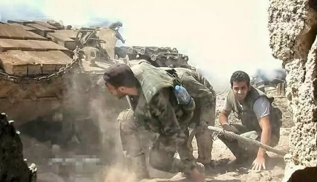 美盟友動真格了!大批部隊突襲俄軍基地,結果沒接近就被全殲