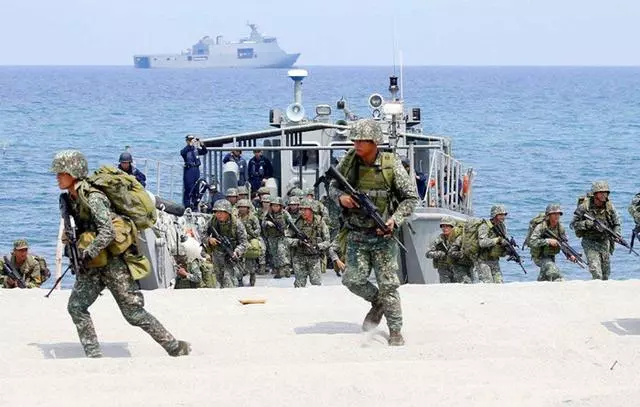 五國剛剛進入南海,又來三國大張旗鼓的軍演,距黃岩島僅250公里