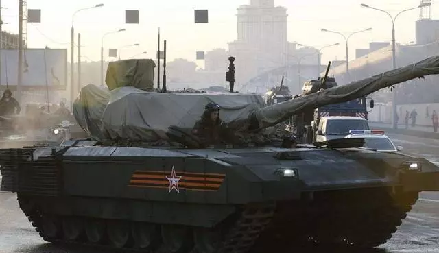 俄敘聯軍攻打了3天都「沒結果」,派出機器人60分鐘就拿下了