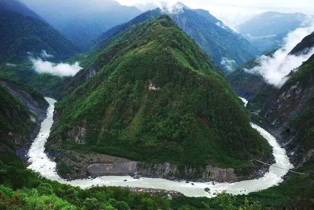 中國最深的大峽谷,最深達6009米