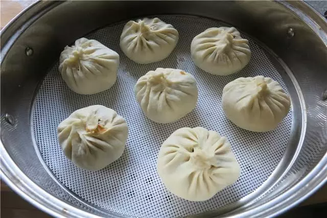 這種餡的包子,要經常做給孩子吃,常吃眼睛好,孩子長的快