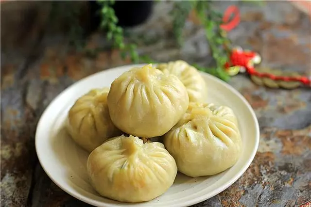 這種餡的包子,要經常做給孩子吃,常吃眼睛好,孩子長的快