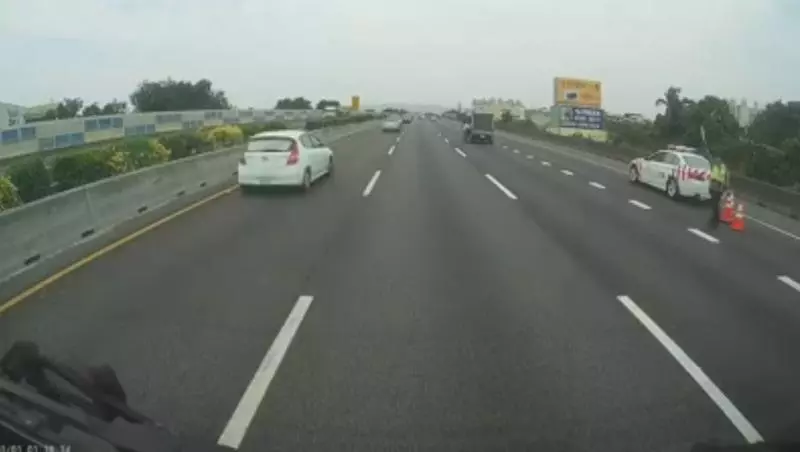 霸氣滿點封路!國道驚現3聯結車「擋路中」 一看到「警察來」網友一秒暖哭