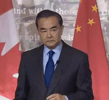 中美外交一次短兵相接,這四個細節意味深長!