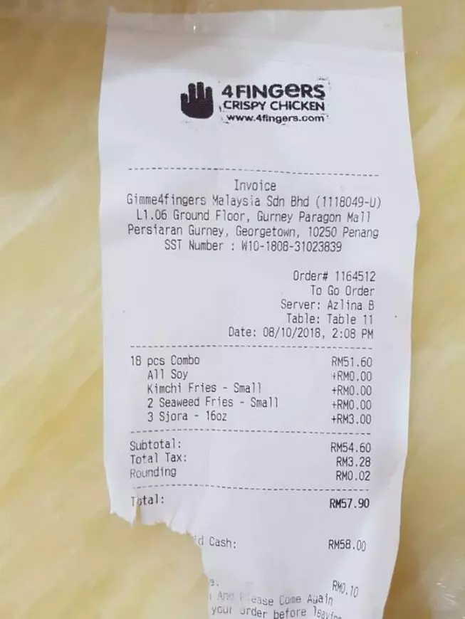 【超噁心!】大馬網友XFingers吃炸雞竟然發現一堆「蒼蠅蛋」!