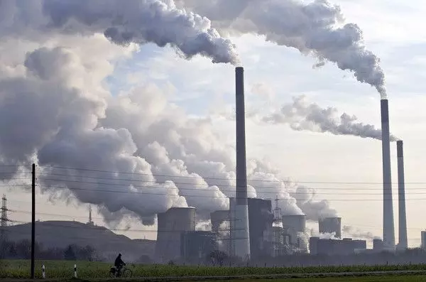 【地球只剩下12年時間!】地球2030年達「暖化大限」 升溫1.5℃引爆天災!