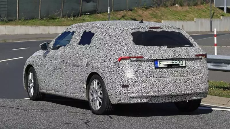 這是大改款Skoda Rapid嗎?原廠官圖無預警釋出