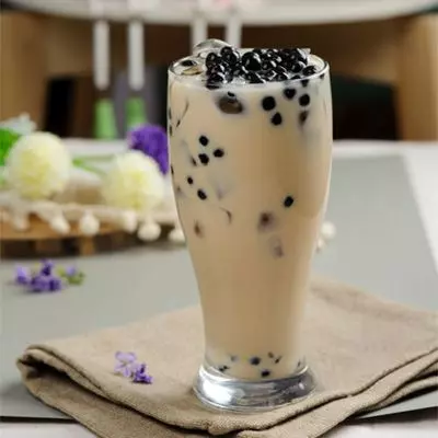 【注意了!】營養專家:最垃圾的飲品是奶茶!一杯奶茶=20包糖!