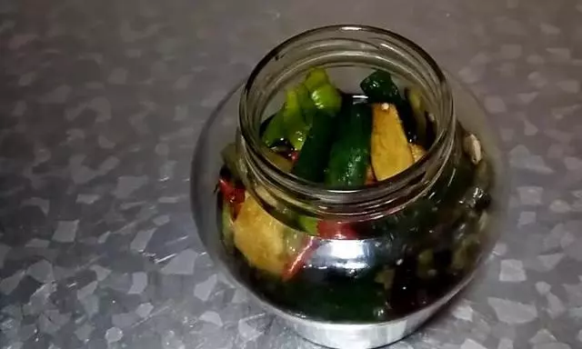 腌制鹹菜,用什麼材料比較好?怎麼製作?