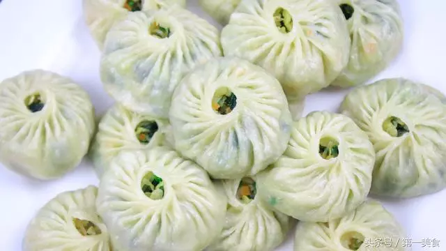 薄片大餡的素包,味道太贊了,做法就在這