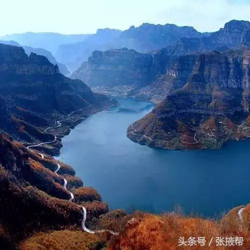 風雕雨刻築奇景 中國峽谷美名揚