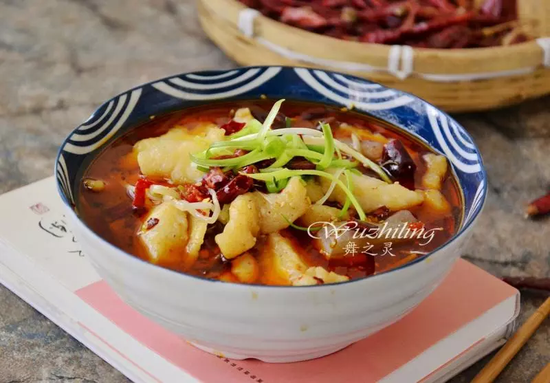 用它做的水煮魚,肉多刺少還嫩滑,老公連添2碗米飯喊過癮