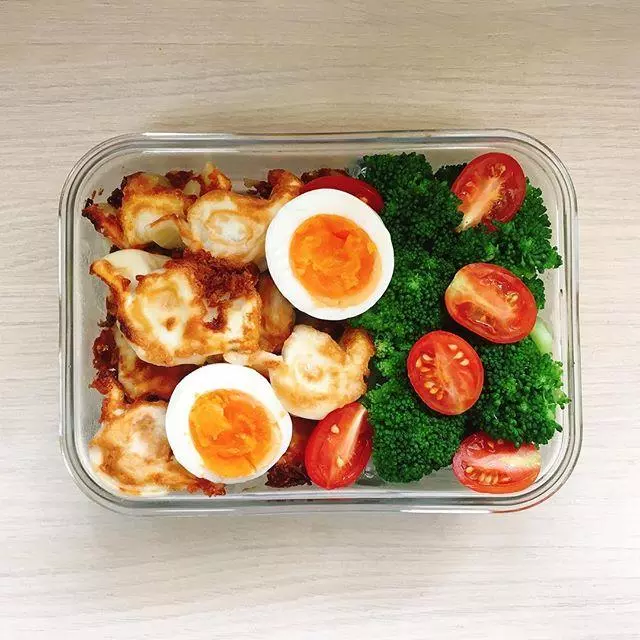【誰說減肥需要節食?30個讓您愛上的減肥食譜,月甩8公斤!】