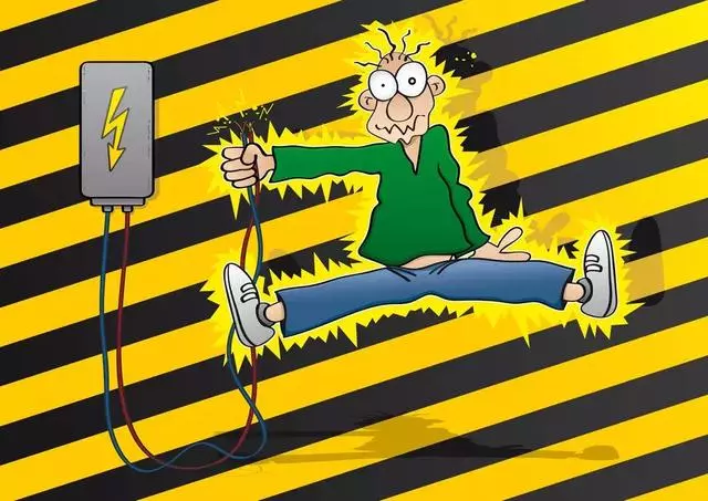 男子被魚刺卡喉,吞飯身亡!這些錯誤的急救法,害人不淺