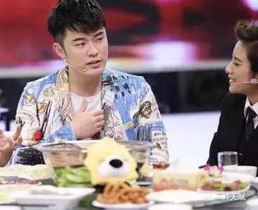 陳小春坦言:一個演員數十億身家,我無法理解,我幾十年毛也沒有