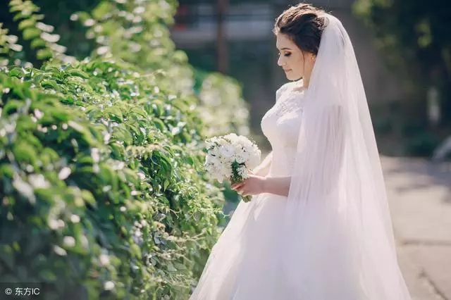 婆婆,你想住我爸媽給我買的房子養老可以,每月3千房租就行