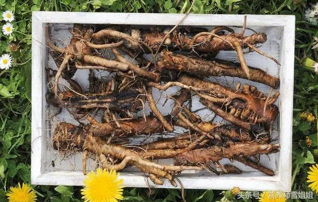 胃不好,遠離「三物」,多飲「四水」,做好五件事,胃一點點變好
