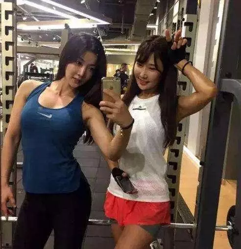 逆天的50歲韓國大媽,和女兒合影卻被誤以為是妹妹