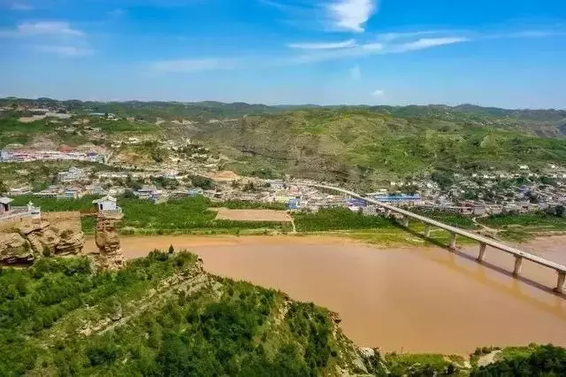 中國的「1號公路」!串聯陝西無數絕美風光,獨覽黃土高坡美景!