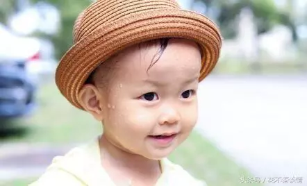 婆婆住院,女子在外地轉帳五千,回家聽兒子說一話,她想離婚了