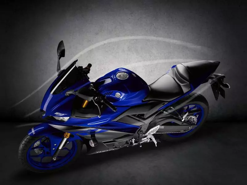 倒叉、下置分離把搭載,2019 YAMAHA YZF-R3泰國發表