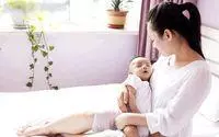 我生女兒,坐月子我媽來看我,臨走時婆婆送剩菜給媽,我哭了