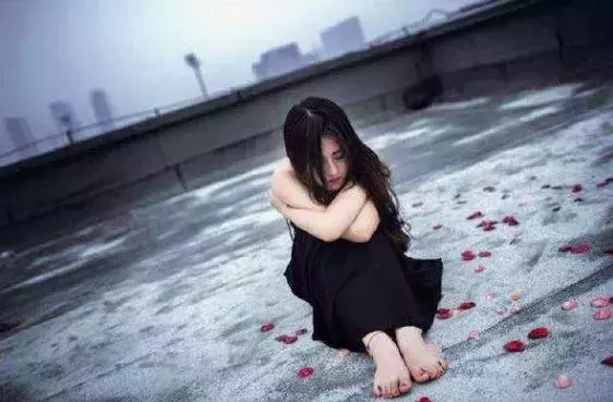 婆婆看中我的房子,叫過戶給小叔子,婚宴還沒辦就不結婚