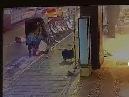 悼!車禍撞死送貨夫妻及保全