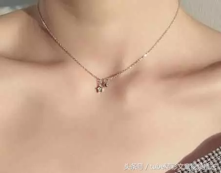 心理測試:測下你的心理年齡是多大?4條項鏈選一條,我是22歲
