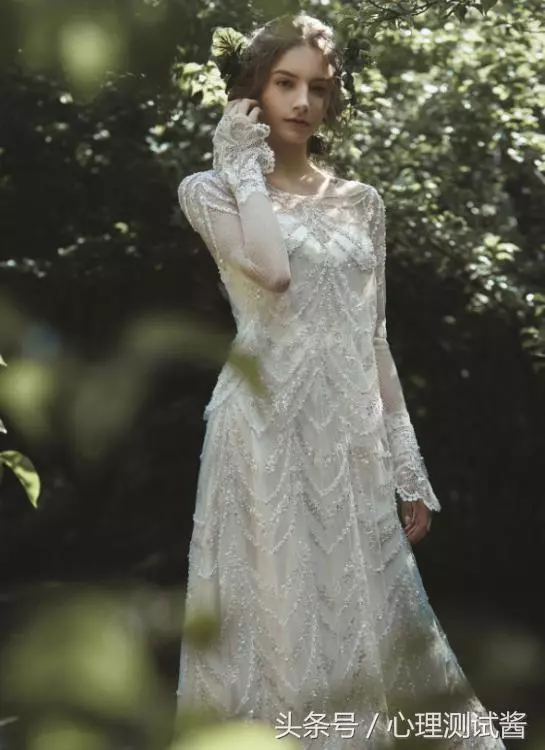 心理測試:你最喜歡哪一款森系婚紗?測你還能遇到自己的愛情嗎