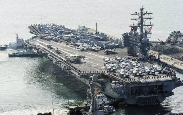 美核航母與俄巨艦正面相遇,19艘戰艦齊聚亞洲,多國態度明確