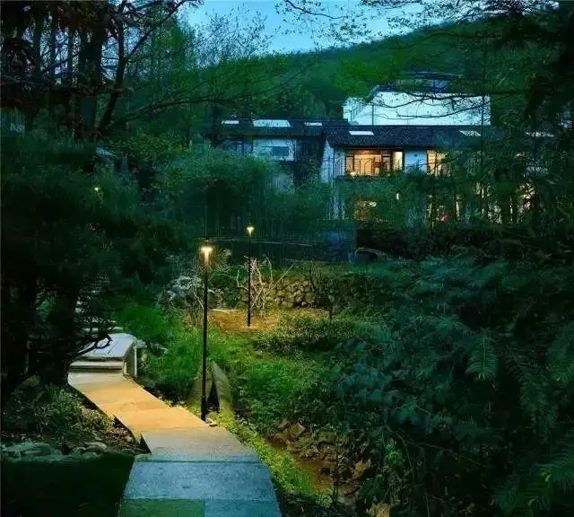 20家山中設計民宿,哪一個地方都值得你去翻山越嶺
